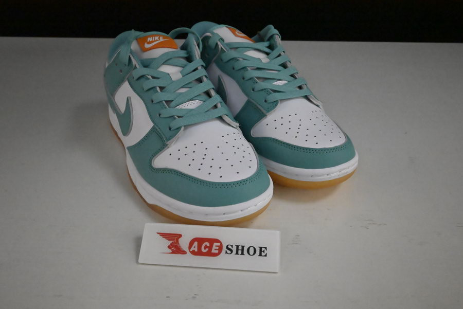 nike dunk low turquoise green orange dv2190-100