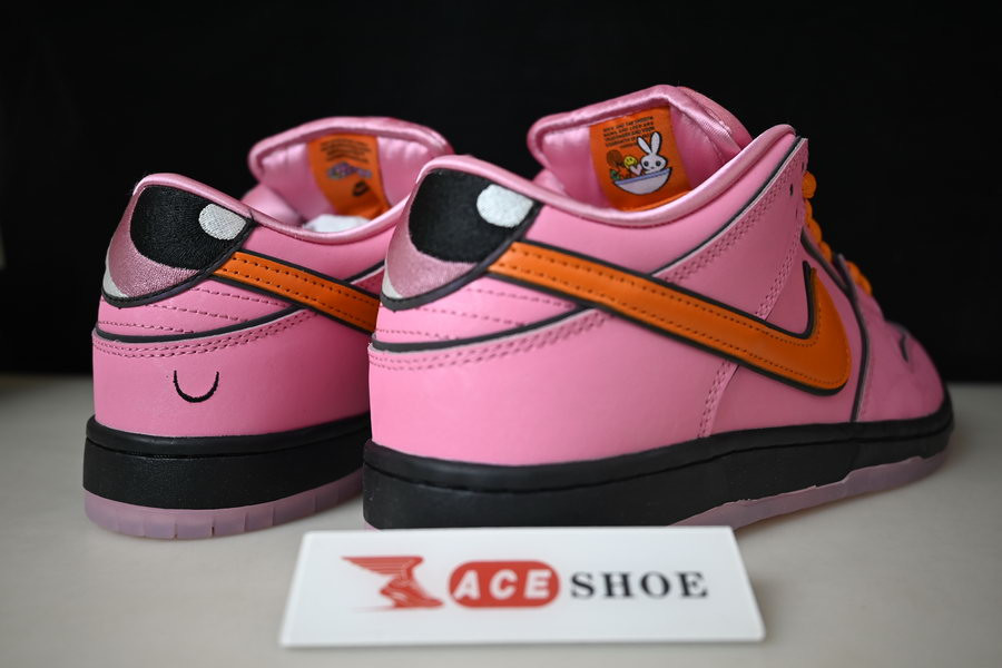 the powerpuff girls x nike sb dunk low “blossom” fd2631-600