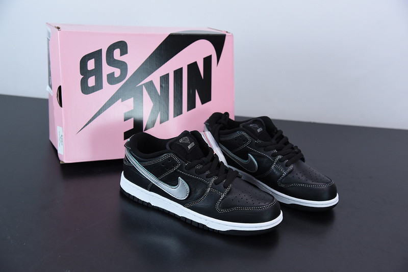 nike sb dunk low black x Di*m*nd s*pply x co bv1310-001