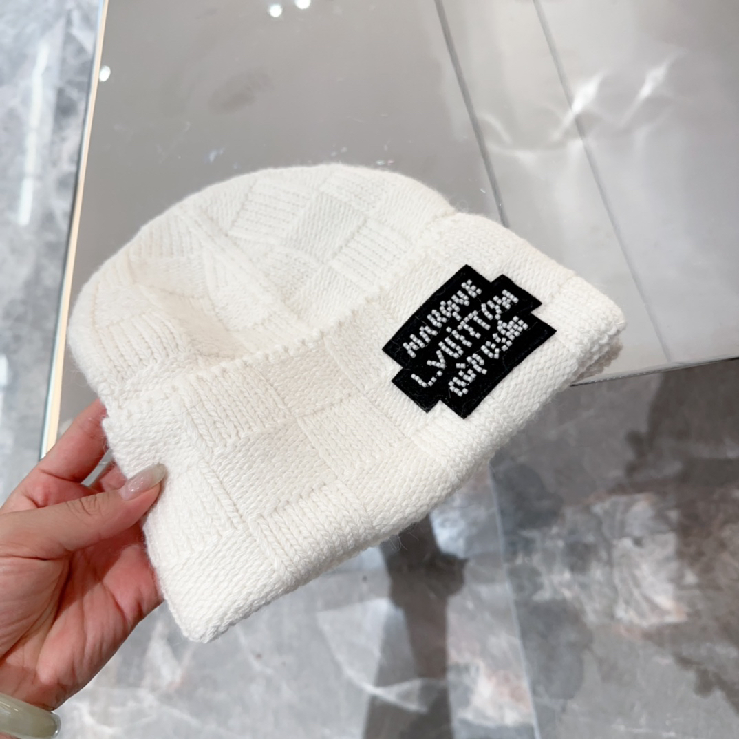 lvt Hat
