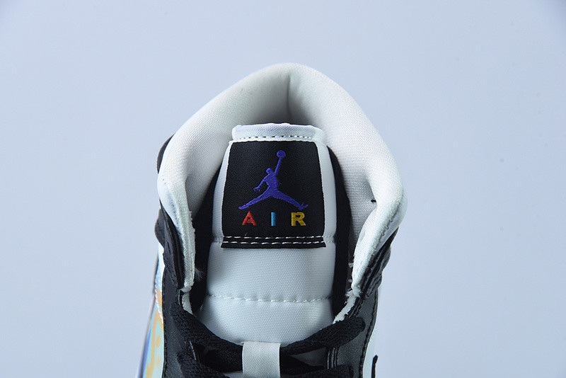 air jordan 1 mid “hologram” dr9495-001