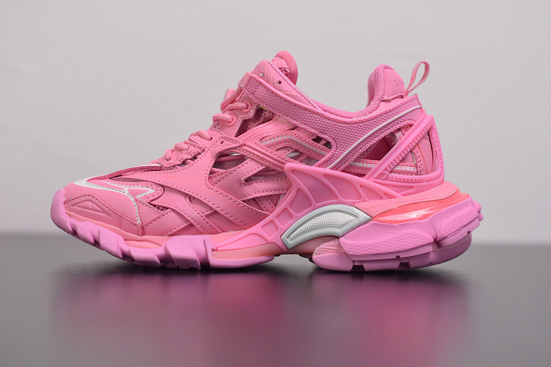 bc track sneaker