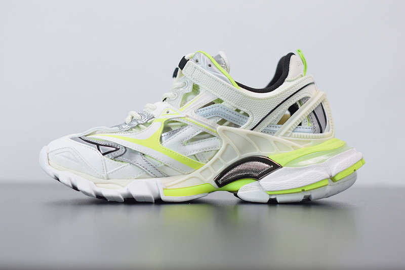 bc track sneaker