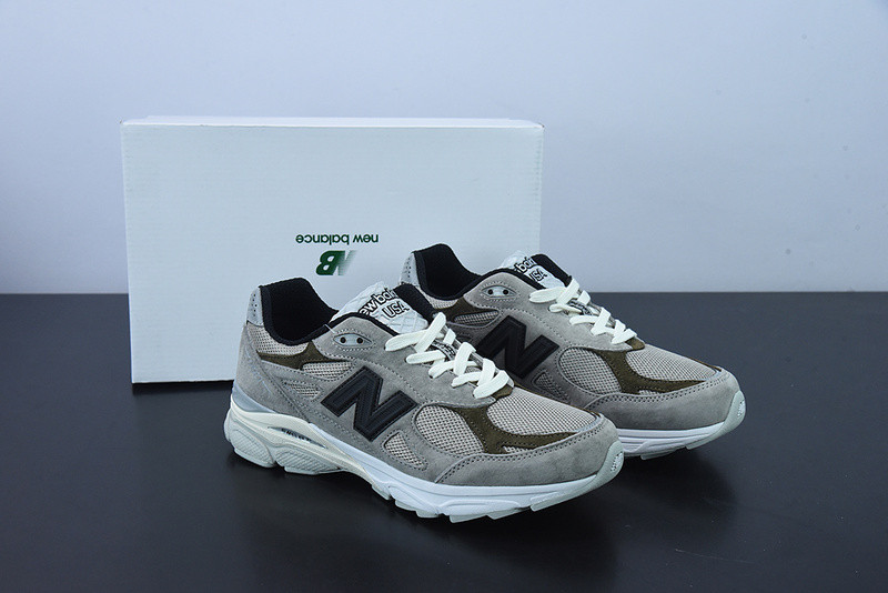 new balance sneaker