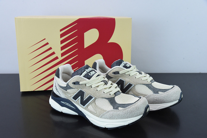 new balance sneaker