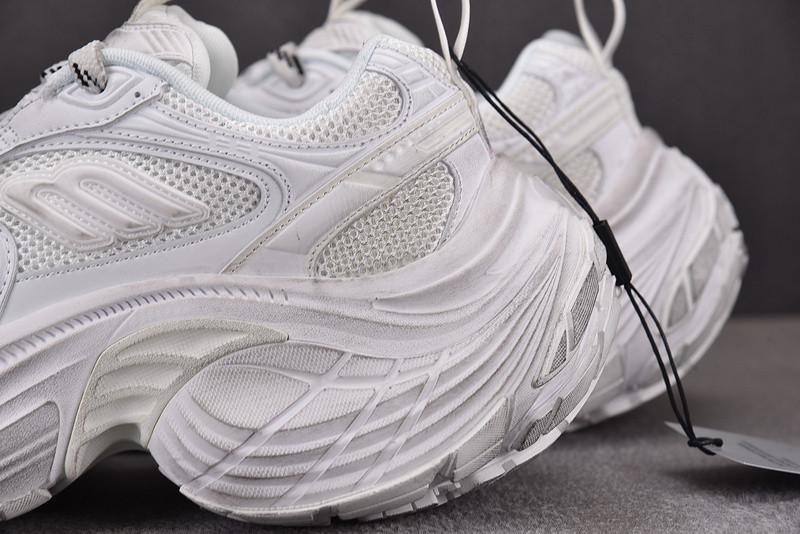 BC XL SNEAKERS
