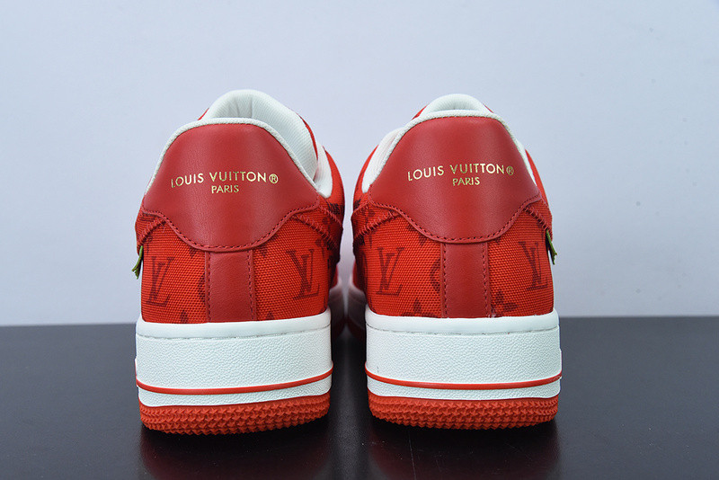 lvt x nike air force1