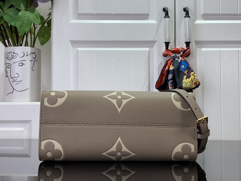 LVT PURSE