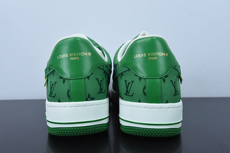 lvt x nike air force1