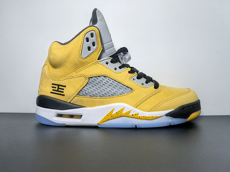 Air Jordan 5 “Tokyo” IO3372-700