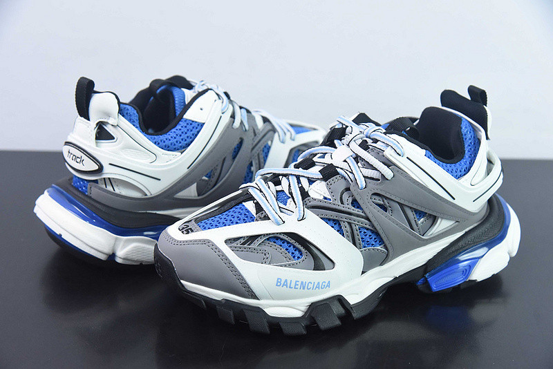 bc track sneaker