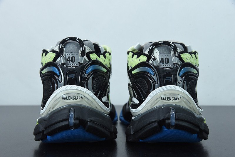 Ba*len*cia*ga runner sneaker