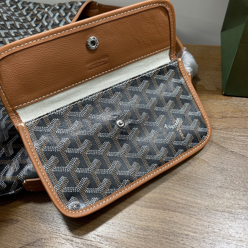 G09ard purse