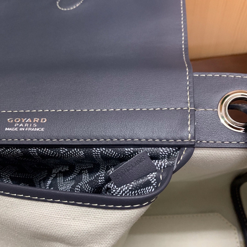 G09ard purse