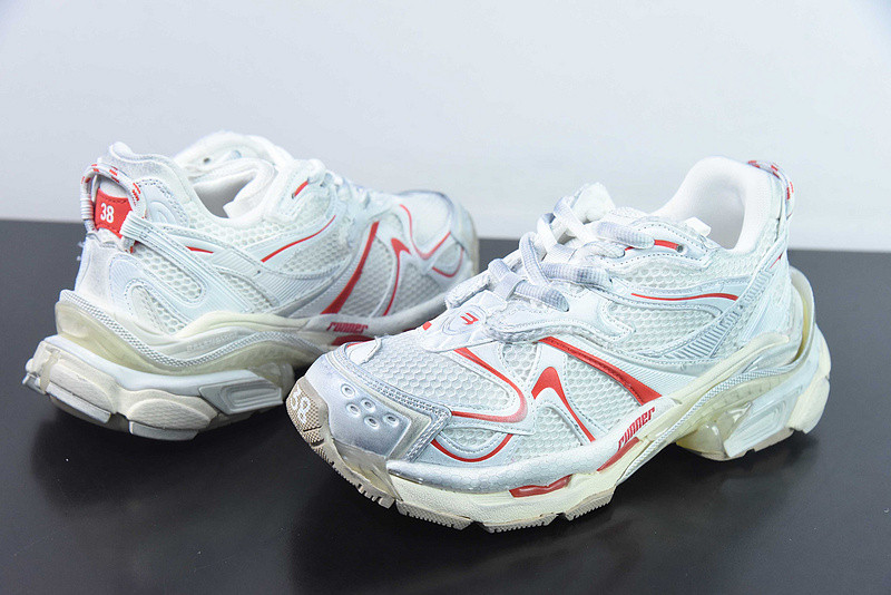 Ba*len*cia*ga runner sneaker