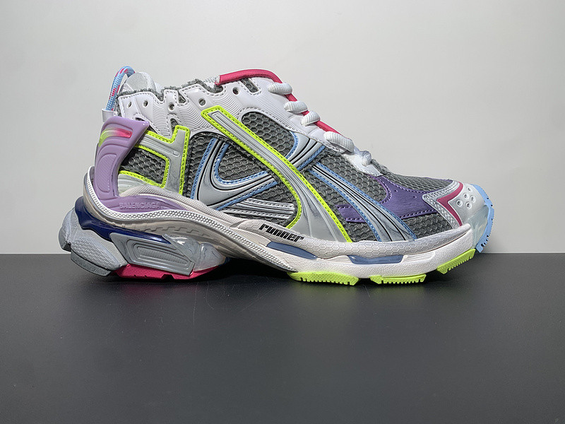 Ba*len*cia*ga runner sneaker