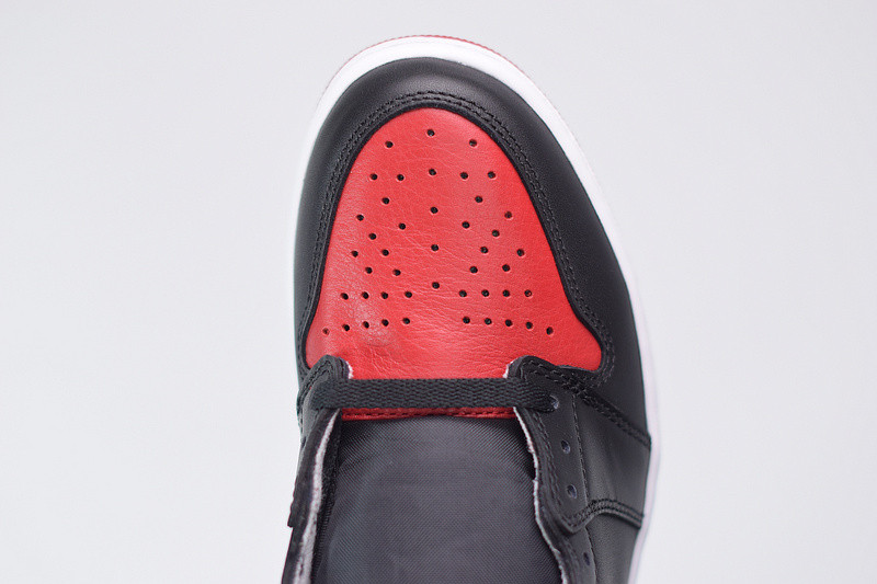 air jordan 1 retro high og "banned 2016 release" 555088-001