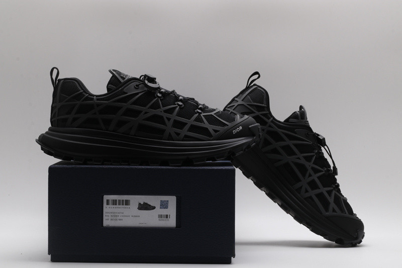 dio* sneaker