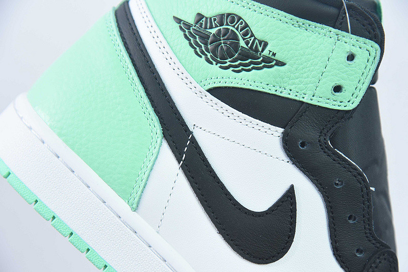 air jordan 1 high og "green glow" dz5485-130
