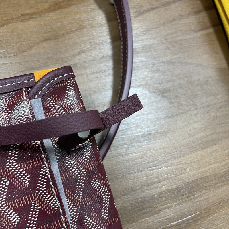 G09ard purse