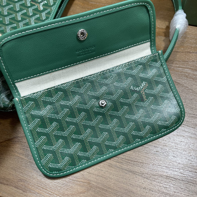 G09ard purse
