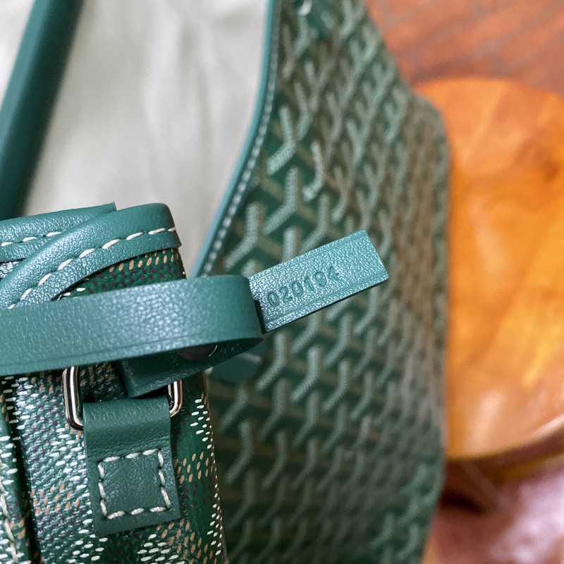G09ard purse