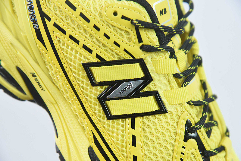new balance sneaker
