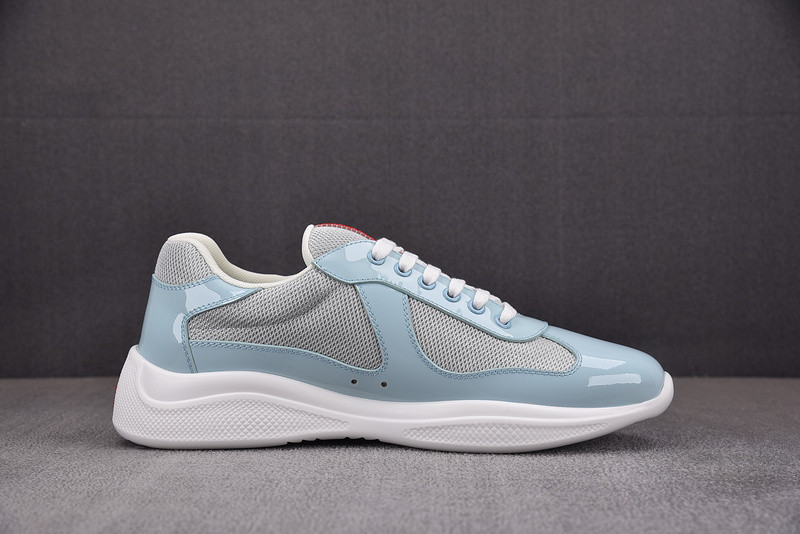 pr sneaker
