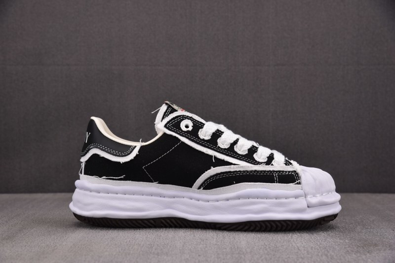 Ma1s0n mihara yasuhiro sneaker