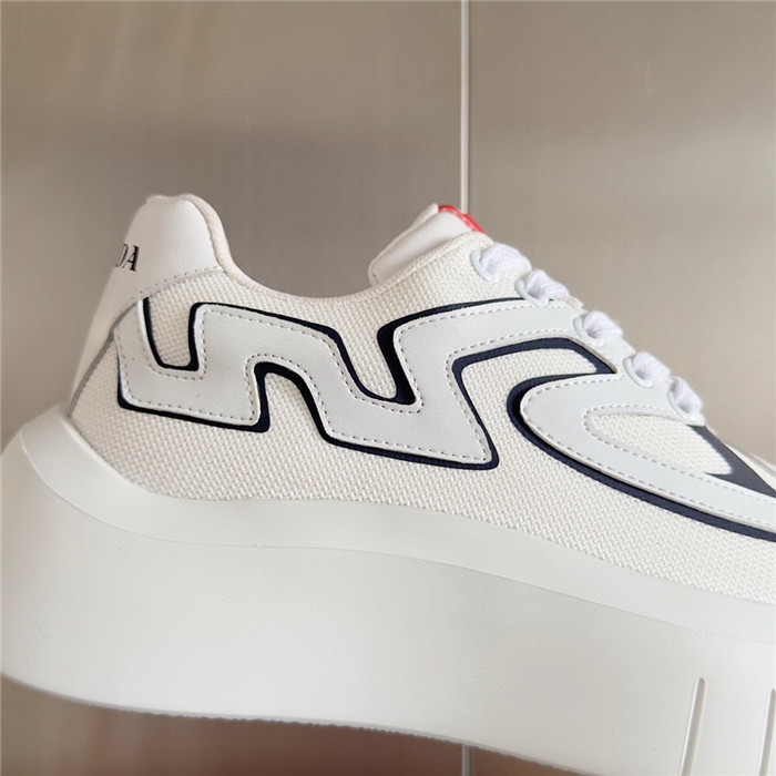 pr sneaker