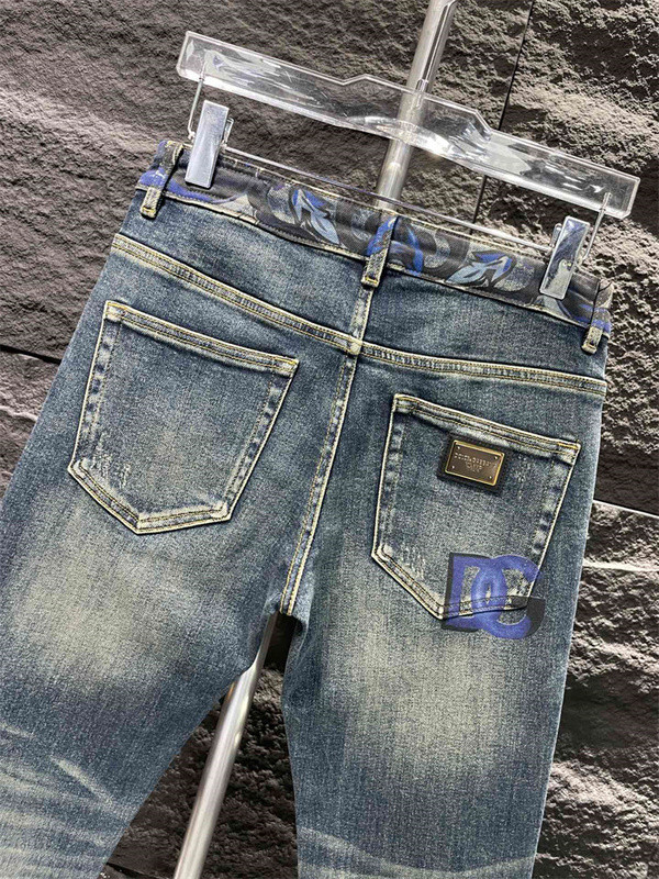 dg