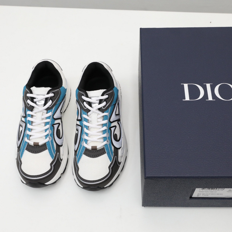 dio* sneaker