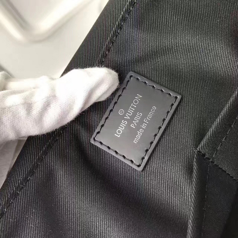 LVT PURSE