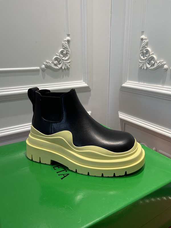 Bo*te*ga ve*ne*ta sneaker