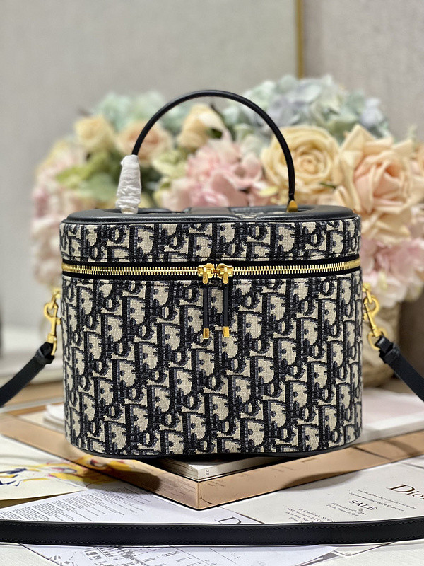 D10r bag