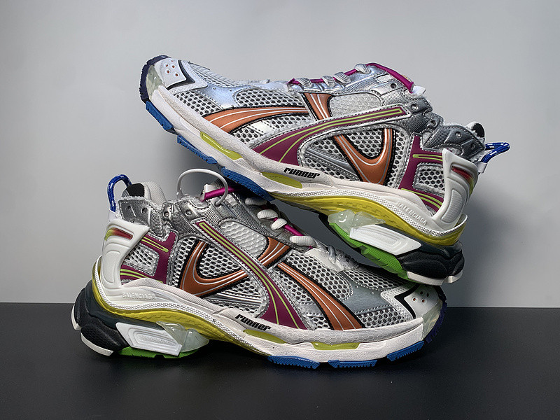 Ba*len*cia*ga runner sneaker