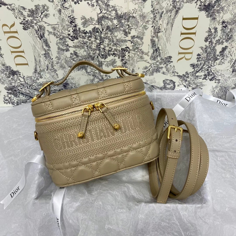 D10r bag