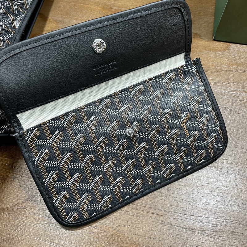 G09ard purse