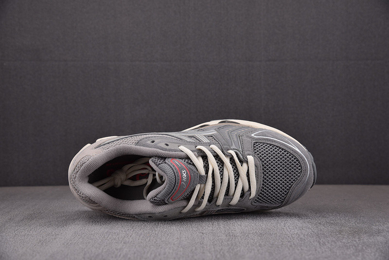 As*ic*s gel kayano 14 
