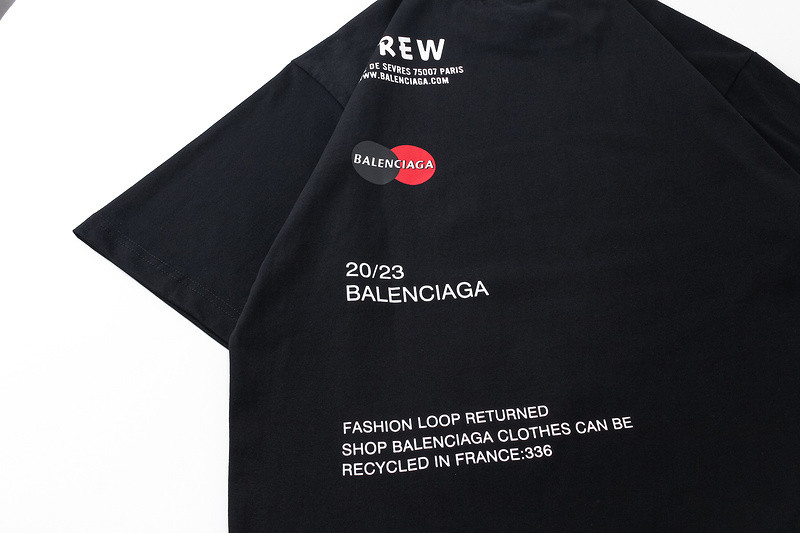 Ba*len*cia*ga clothes