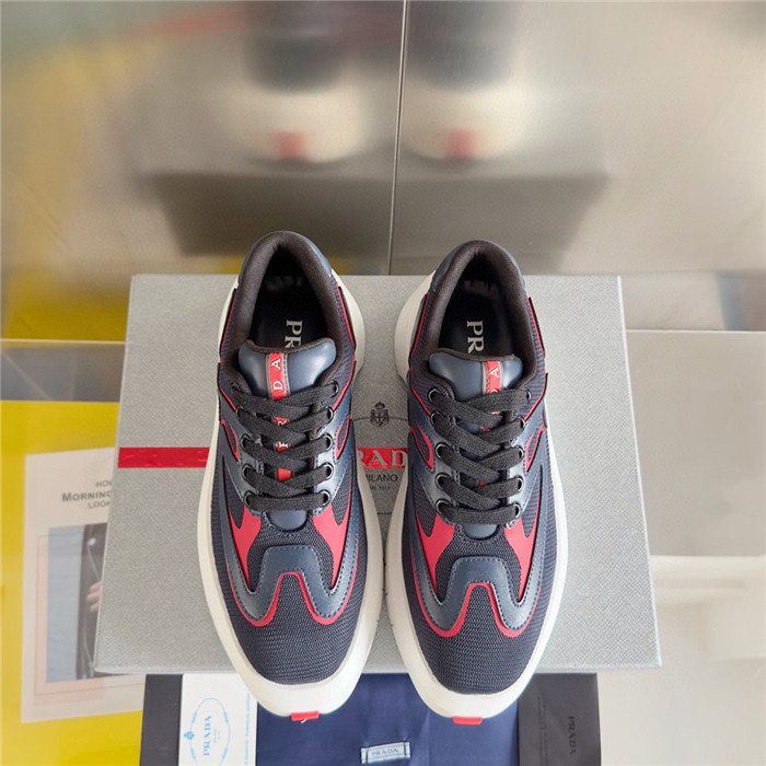 pr sneaker