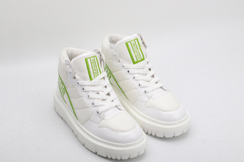 dio* sneaker