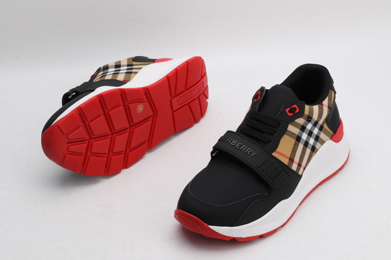 B**rry sneaker