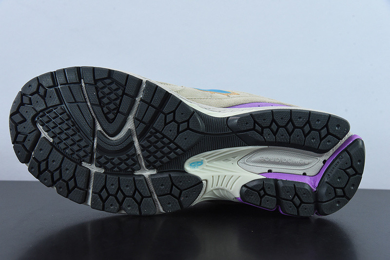 new balance sneaker