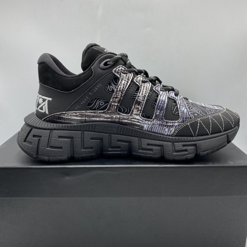 vs chain reaction sneakers