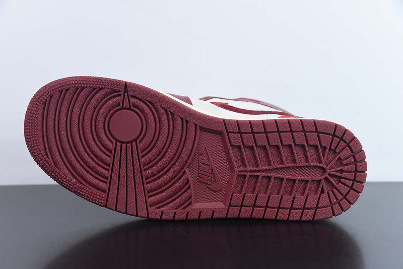 air jordan 1 mid se tiki leaf team red (women
