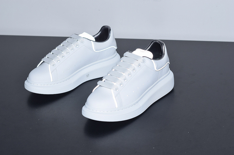 alexer mceen sneakers