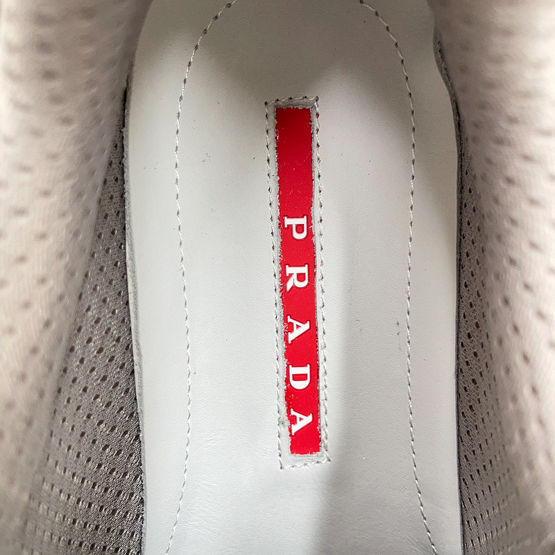 pr sneaker