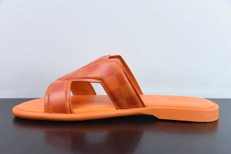 lvt sandals