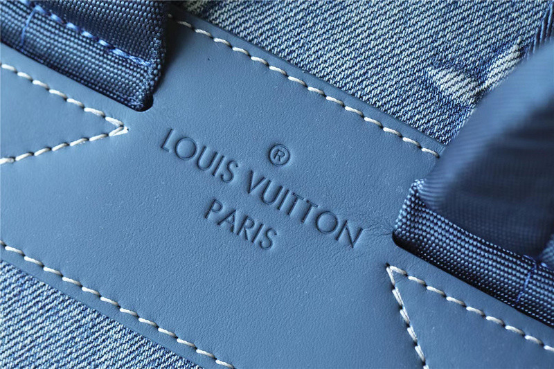 LVT PURSE